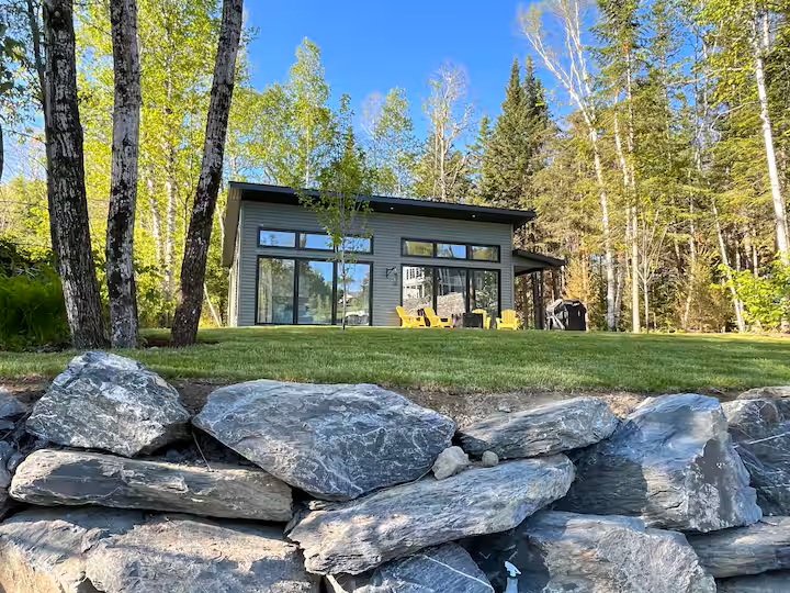 AirBNB Tiny home in Drummond Parish, Canada